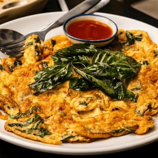 Crispy Fried Mussel Thai Pancake (Hoy Tod)